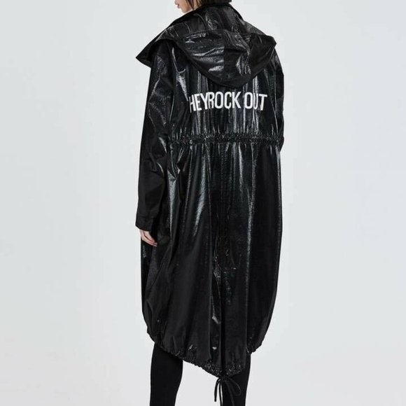 MO&CO Designer Drawstring Slogan patent Trench coat size S 970$ - Picture 2 of 6